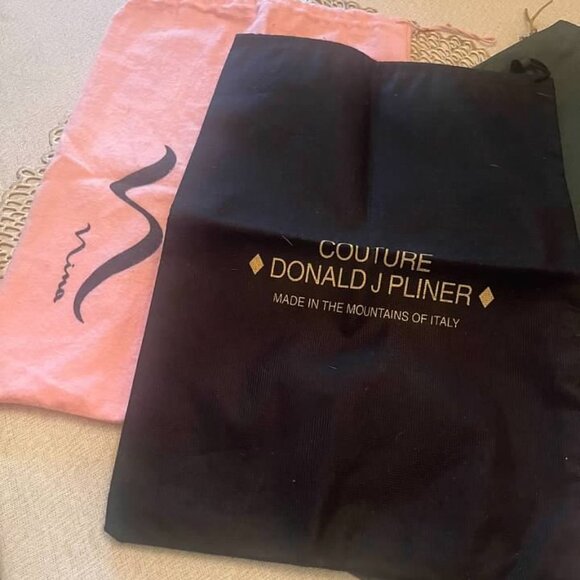 Dust Bags - Picture 4 of 4